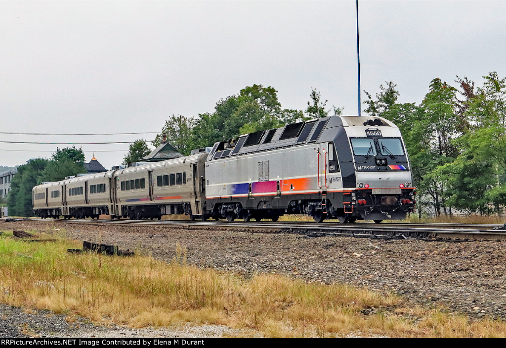 NJT 4550 on train 56